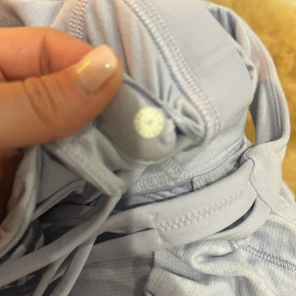 Lululemon Light Blue Strappy Back Tank Top – Size 4 - Picture 7 of 7